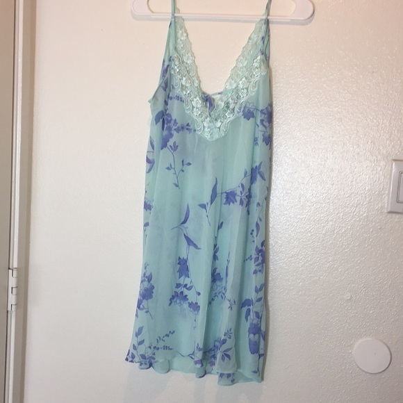 Vintage Alexandra Nicole Peignoir Set - Picture 5 of 8